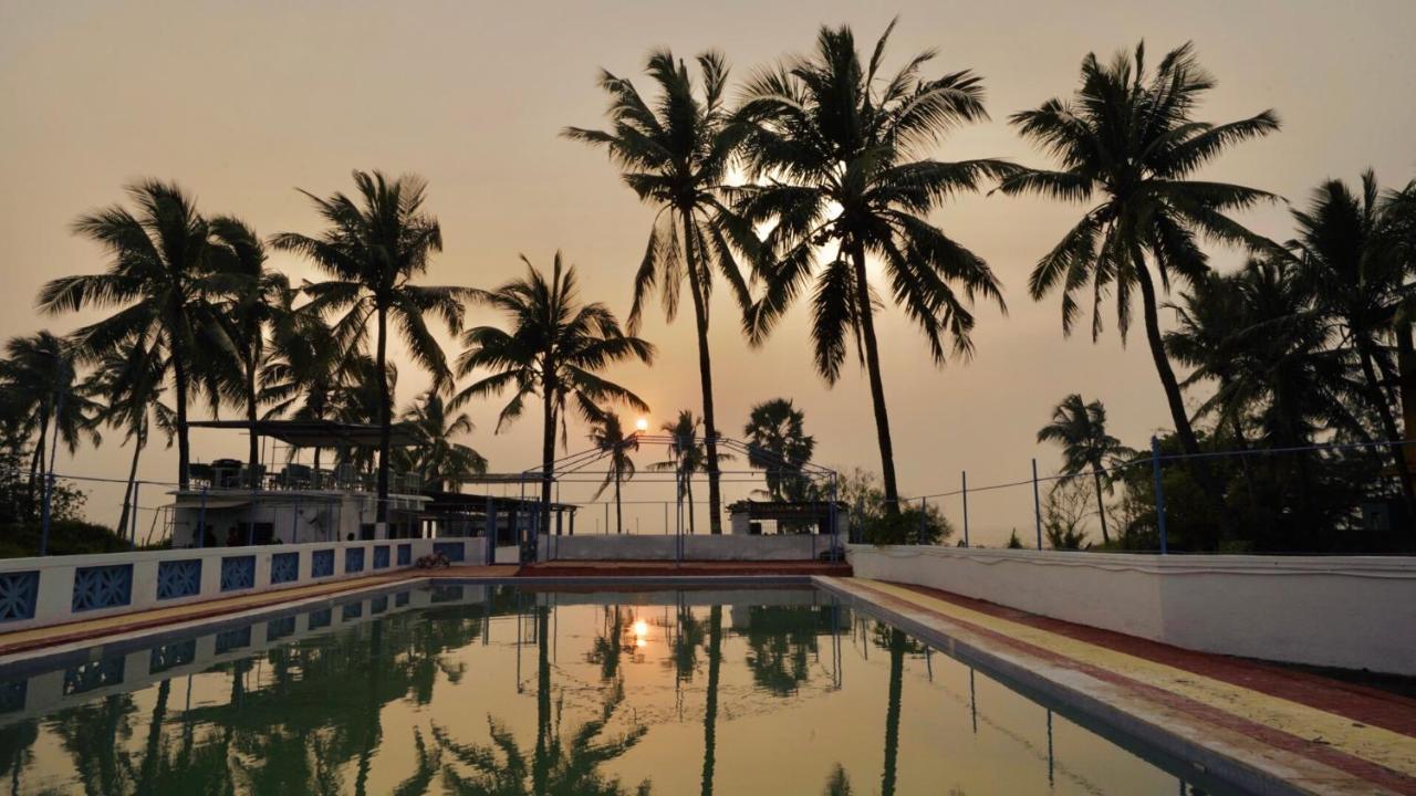 Santorini Vasai Resort Bagian luar foto